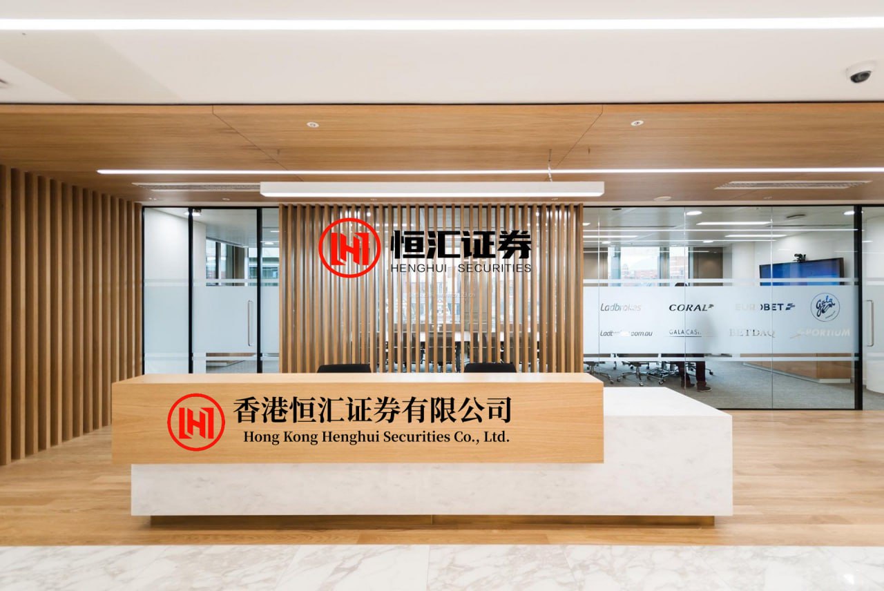 盘盘赢 黄晓明曾经的妻子杨颖，离婚3年后，终究无法逃脱自己的“怪圈”_婚姻_豪门_感情
